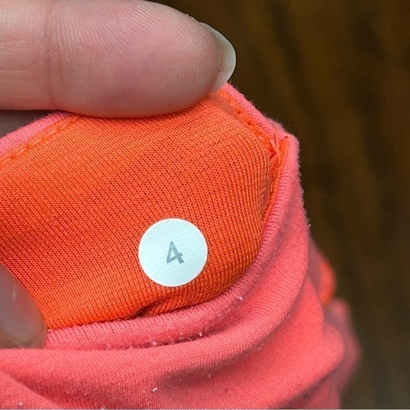 Lululemon women’s leggings - Picture 6 of 6